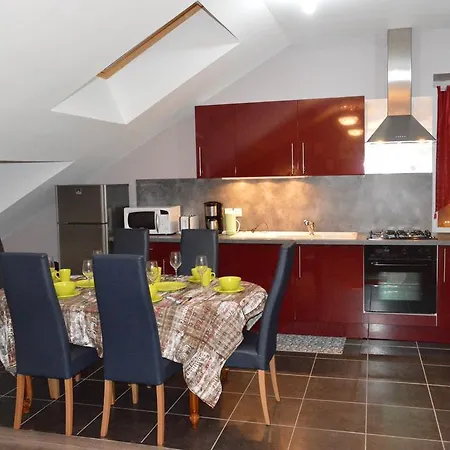 Rochire Location 1 *