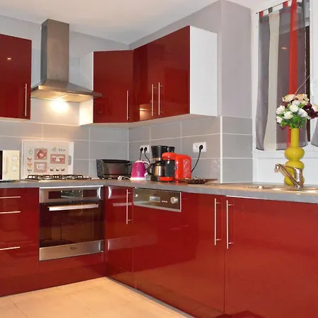 Apartment Rochire Location *
