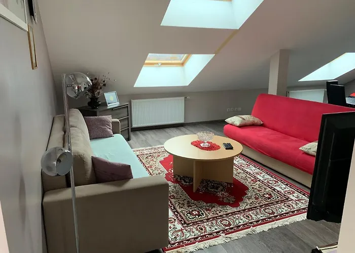 Rochire Location 1 * 제라르메르