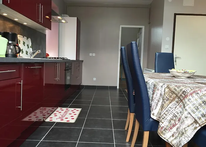 Rochire Location 1 Appartement *