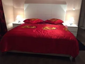 Rochire Location 1 *